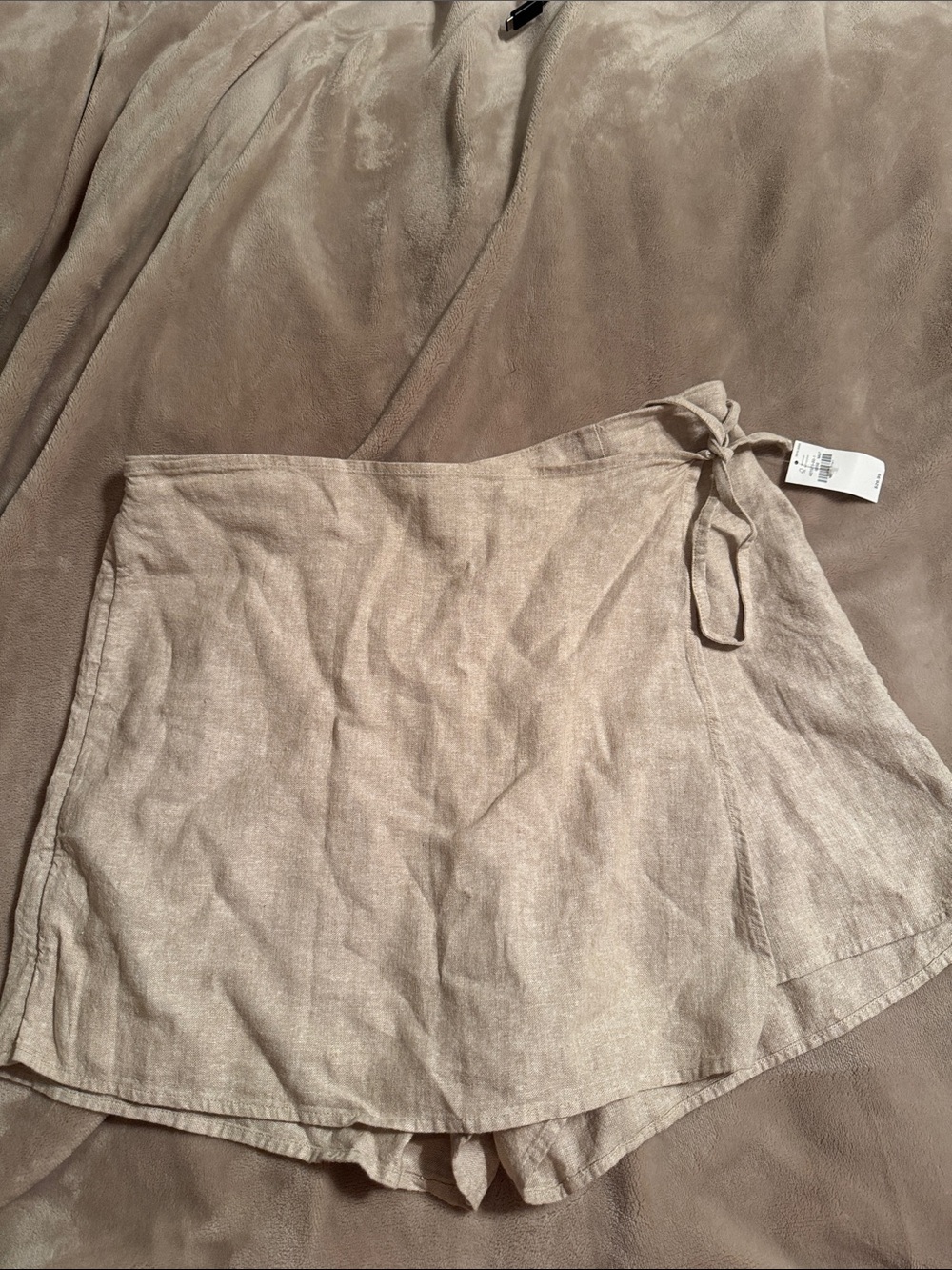 NWT Old Navy Beige Wrap Skort with Tie Waist